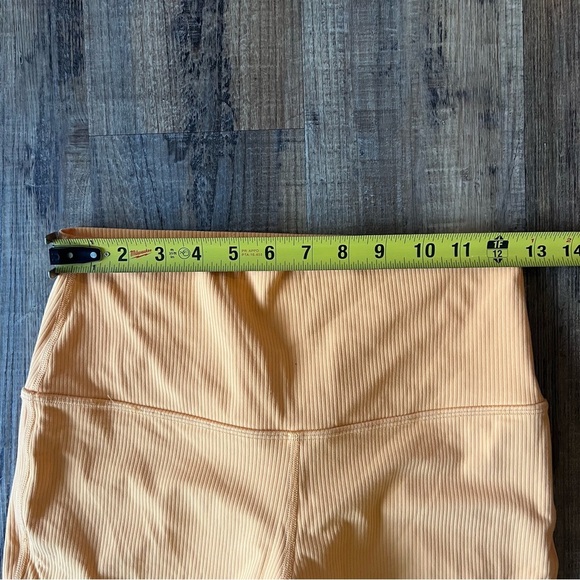 Lululemon Align High Rise Mango Dream Orange Ribbed Leggings Womens Size 8 - Picture 3 of 9